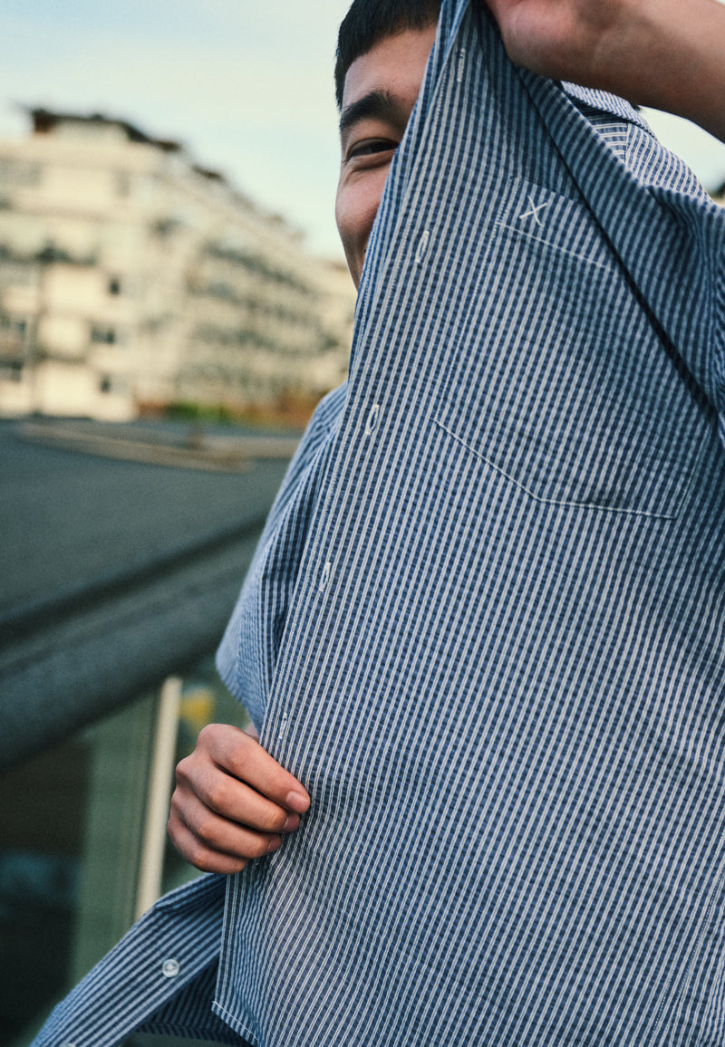 Julius seersucker S/S shirt - Blue striped – Urban Brands