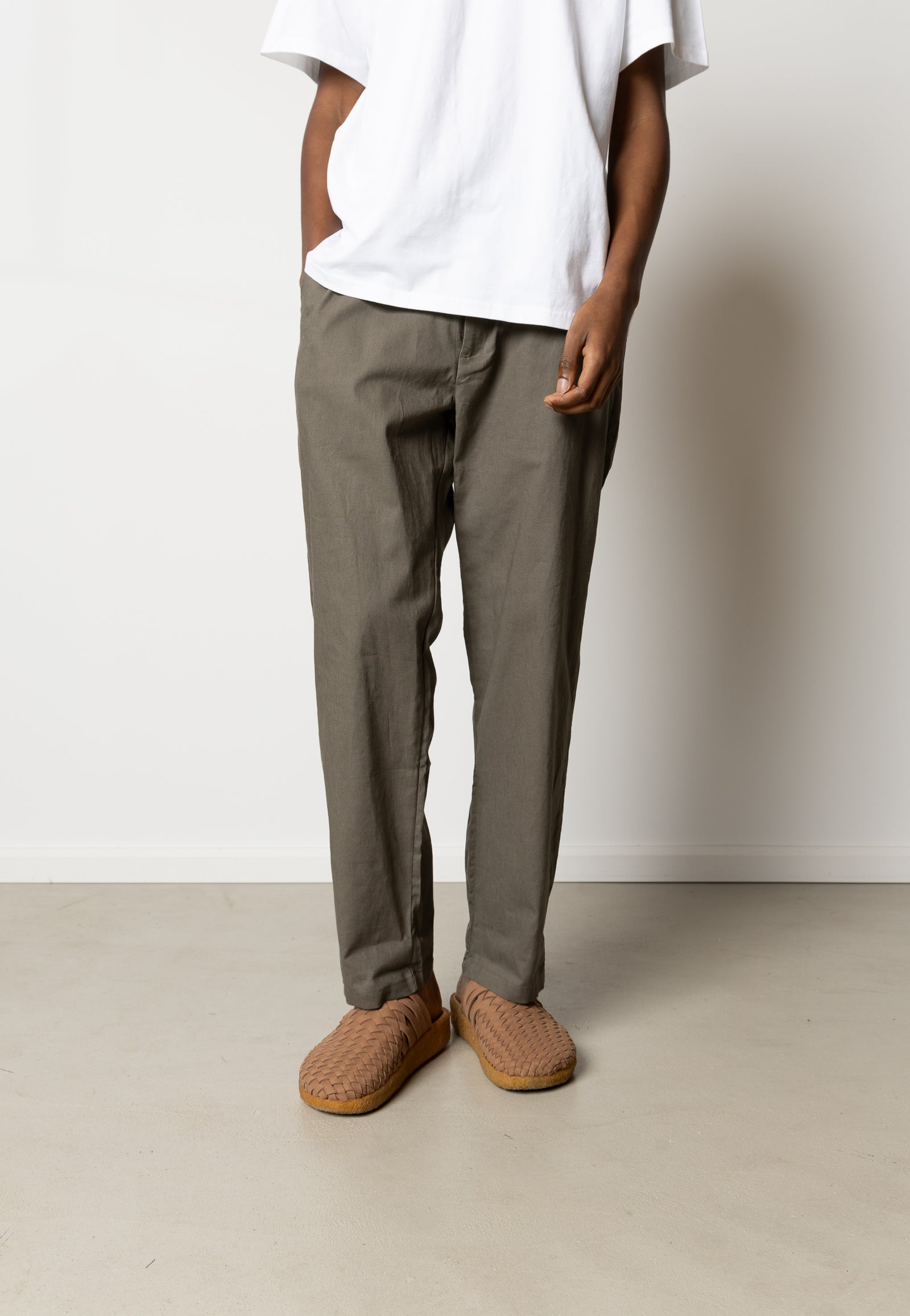 Barcelona cotton/linen pants - Dusty Green – Urban Brands