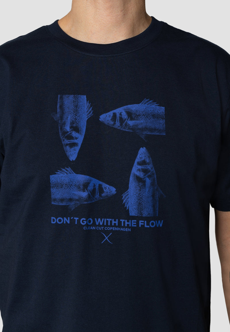 Clean Cut Copenhagen Fish t-shirt T-shirts S/S Navy