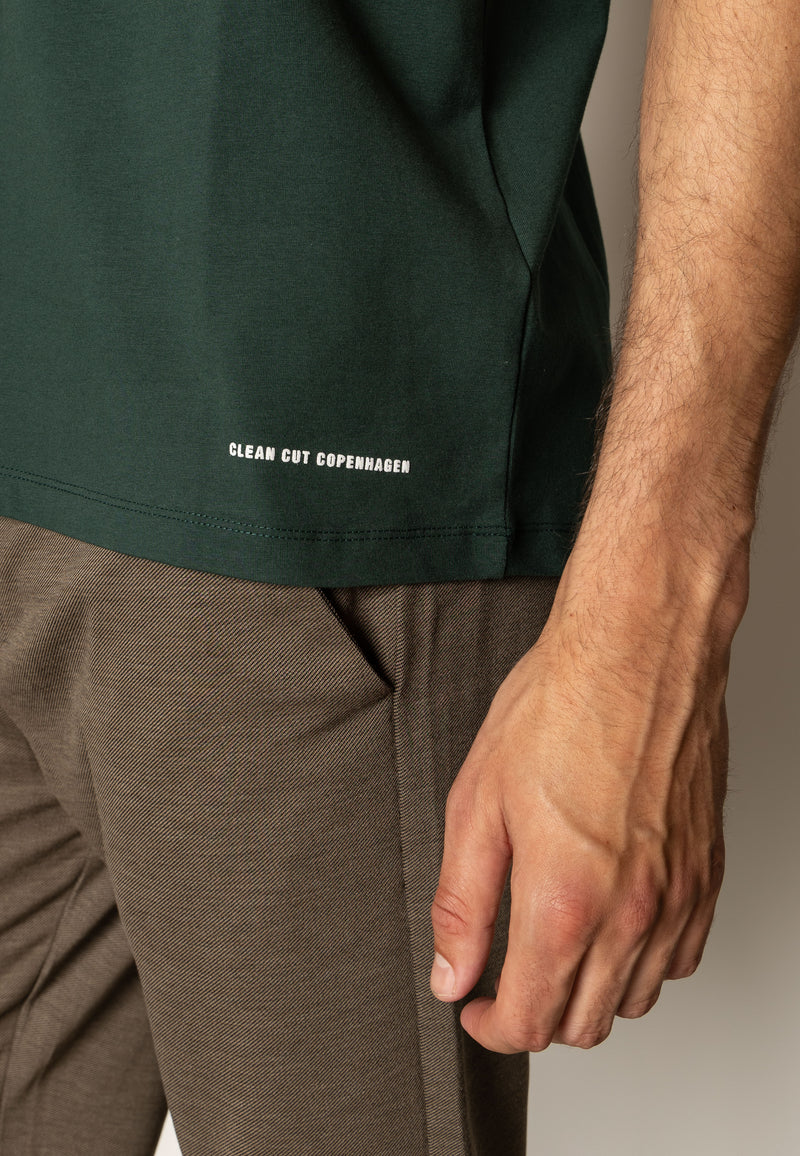 Clean Cut Copenhagen PATRICK ORGANIC T-SHIRT T-shirts S/S Deep Green