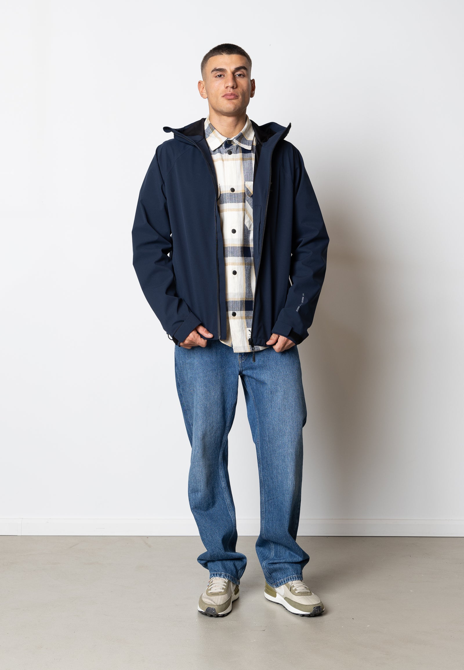 SKY SHELL JACKET - Navy – Urban Brands