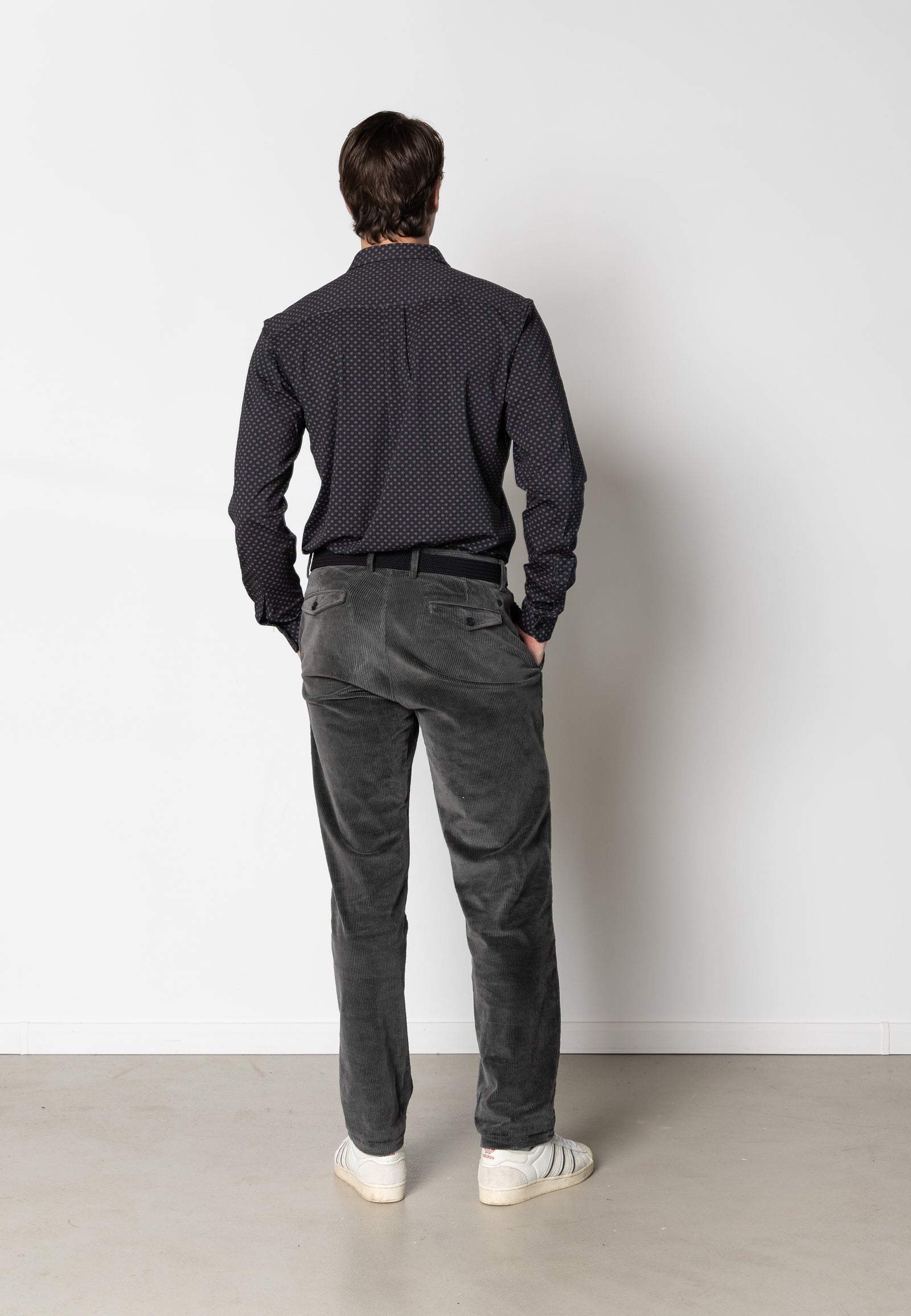 【Anyone more】Kenshi Charcoal Corduroy Long Wide Pants CHUCK regular 8-wales corduroy chino pants - Forrest Night